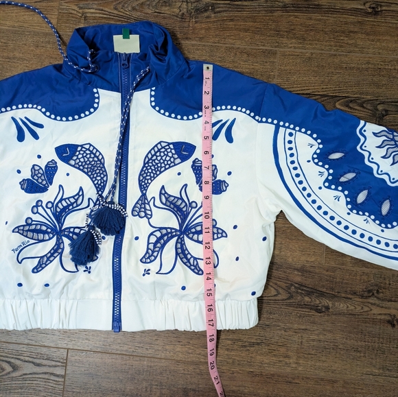 Farm Rio Active Artisanal Embroidered Crop Windbreaker Blue White Bead Tassel XS - Picture 10 of 10